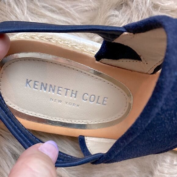 KENNETH COLE NEW YORK
Jules Suede Espadrille Platform Simple Sandals in Navy - Picture 5 of 13